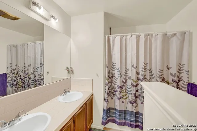 16103 State Highway 16 N Medina, TX 78055